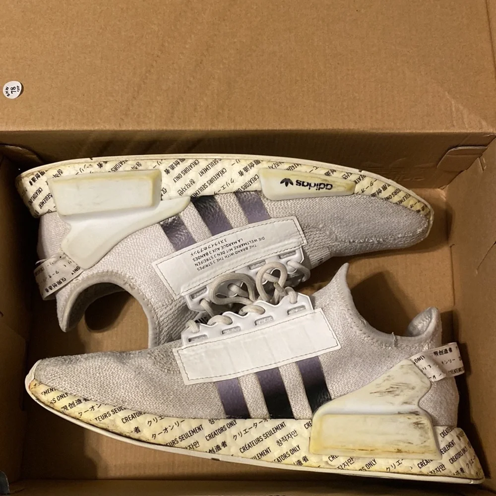 Adidas NMD R1.V2 - Picture 2 of 8